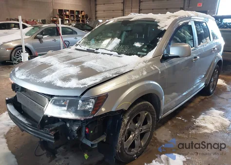 2016 Dodge Journey Crossroad Plus z USA, uszkodzony, nr VIN 3C4PDDGG0GT117300